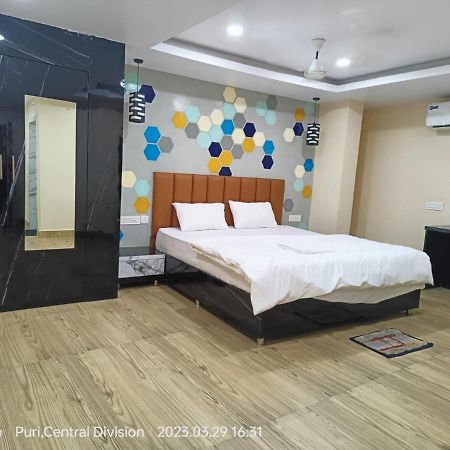 Goroomgo Santosh 2 Inn Puri Exterior foto